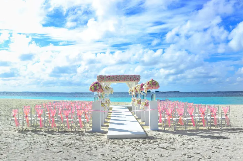 Elegant dining arrangement for a May 2027 Belek wedding reception, showcasing table settings and decor.