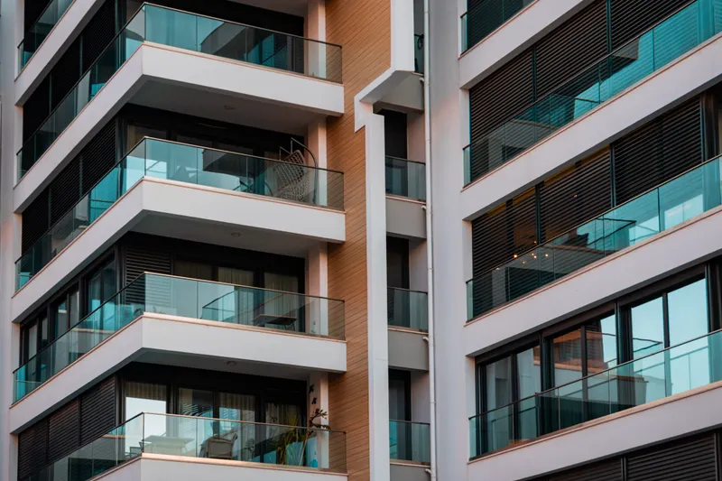 Al Reem Island vs Al Maryah Island: Which Makes More Sense for an Apartment Investor? Al Reem Island vs Al Maryah Island: Which Makes More Sense for an Apartment Investor?