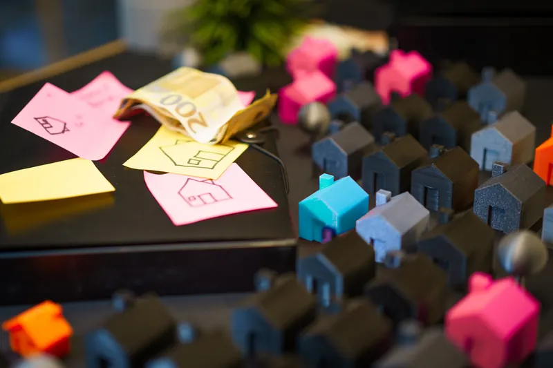 Exploring the benefits of Lapta vs Alsancak property for families and investors