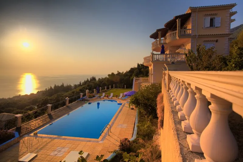 How to find villas with panoramic views in North Cyprus?
