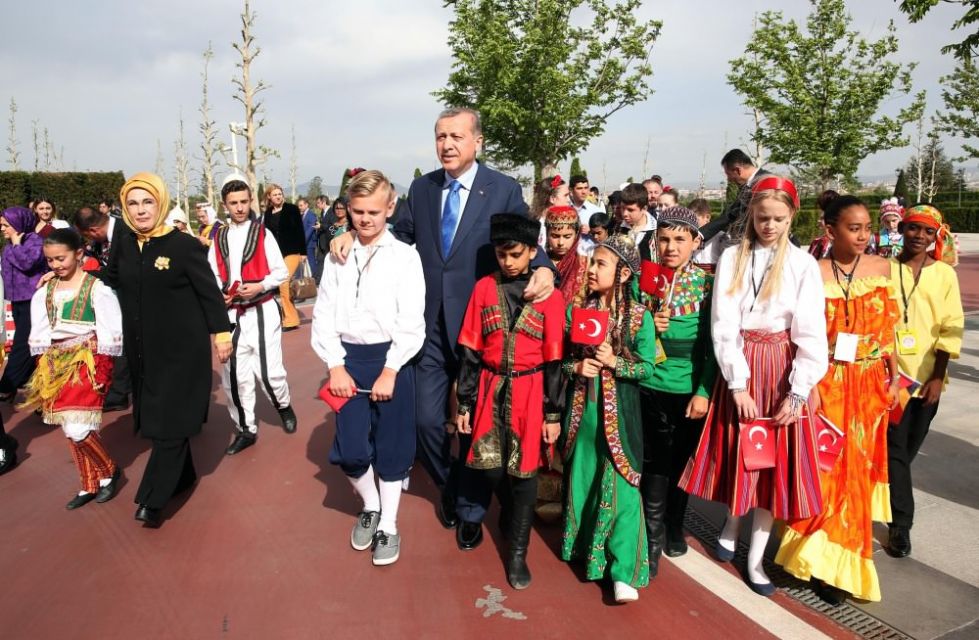 ادامه جشن کودکان درآنتالیا ادامه جشن کودکان درآنتالیا