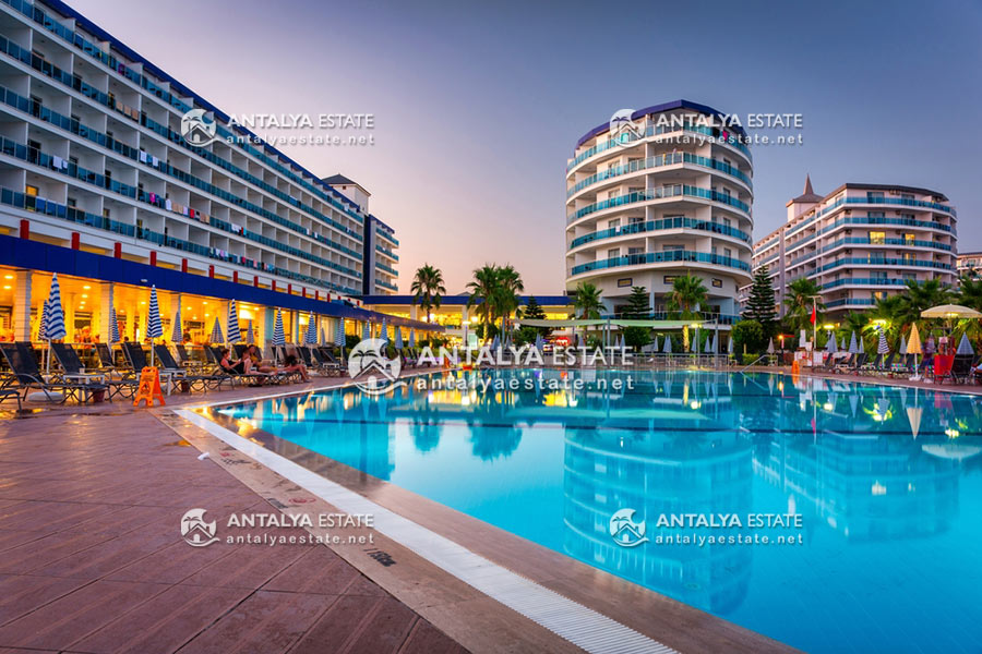 Buying luxury apartments with facilities in Alanya