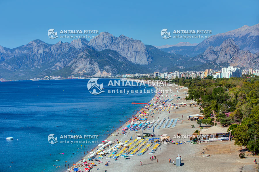 Konyaalti Beach in Antalya