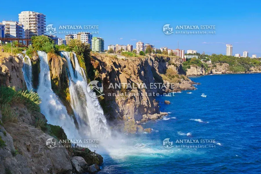 House and apartment with waterfall and sea view in Lara Antalya