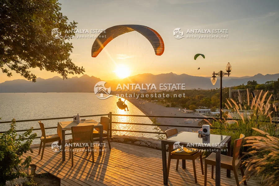 Spring in Antalya: Blossoming nature and outdoor activities