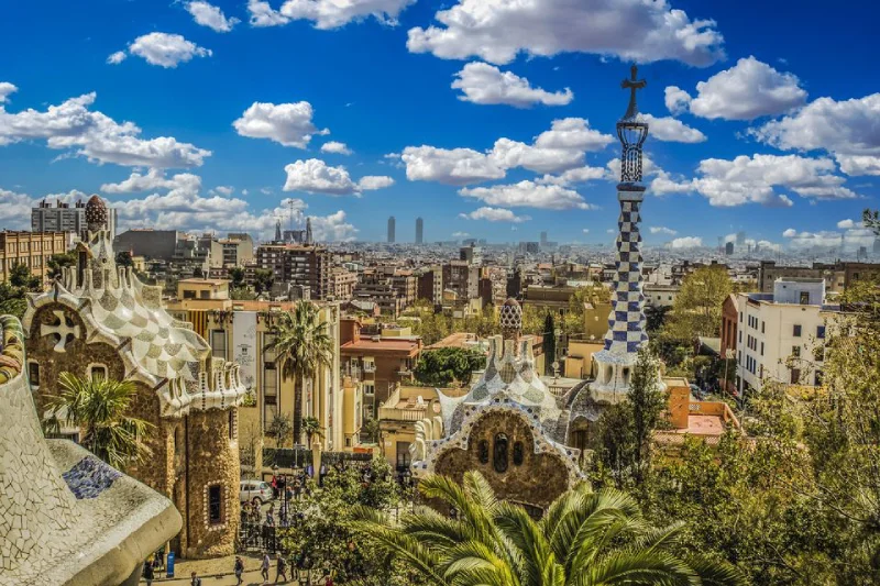دلایل سرمایهگذاری در بارسلونا: