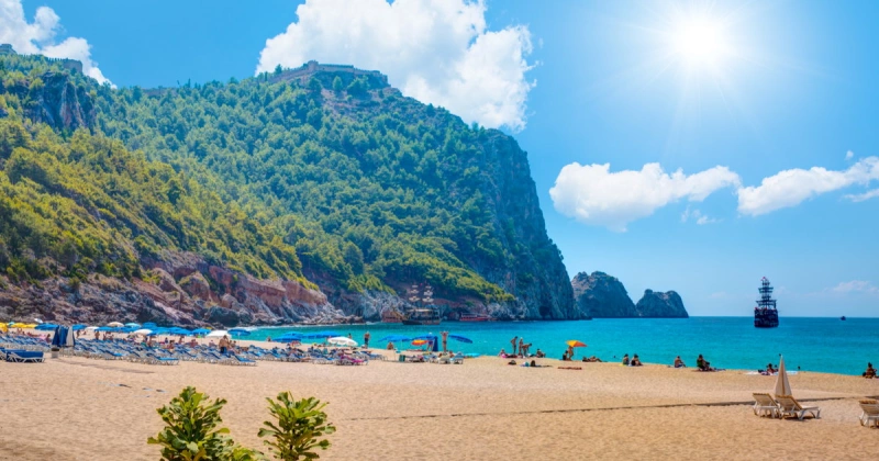 Best Time to Visit Antalya and Alanya Beaches