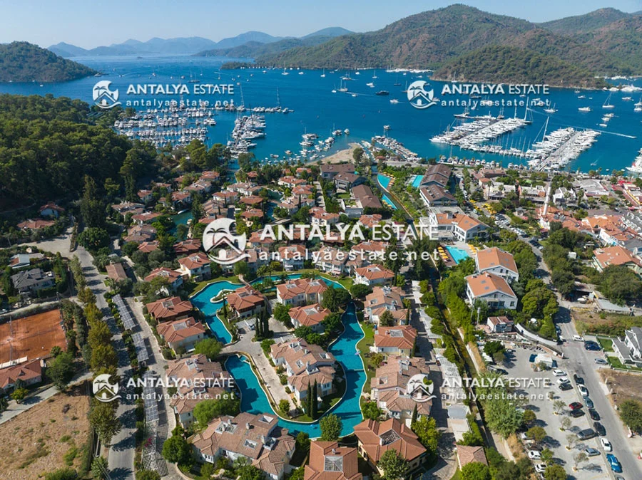 Buying a villa in the tourist town of Gocek, Turkey