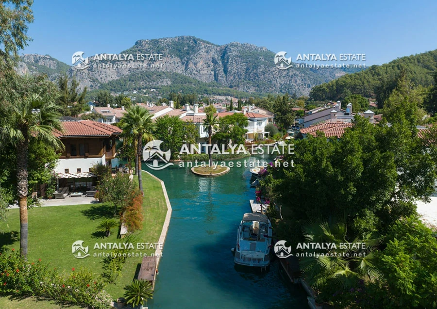 Buying a villa in Turkey's Gojek villa complexes