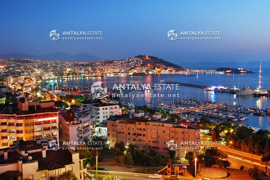 The beautiful area of Kusadasi at night